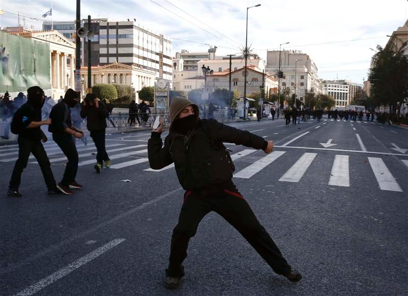 Défilé sous tension en Grèce, cinq ans après la mort d'un jeune
