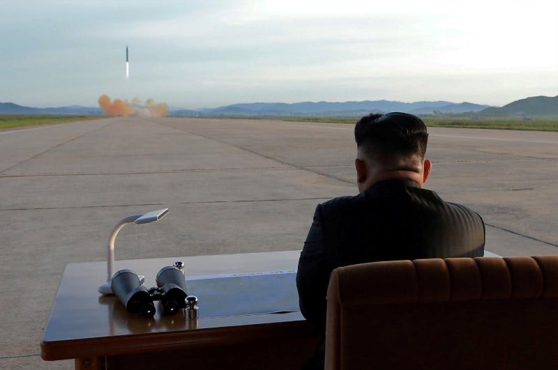 Kim jong-un a de nouveau supervise les essais nord-coreens, rapporte kcna
