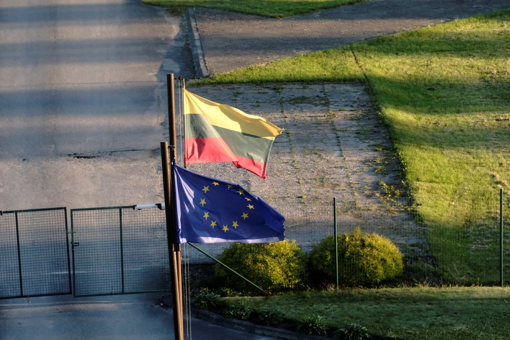 Lituanie: le parlement autorise la detention massive des demandeurs d'asile