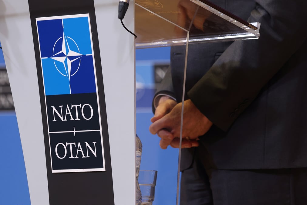 Le logo de l'otan a son siege a bruxelles