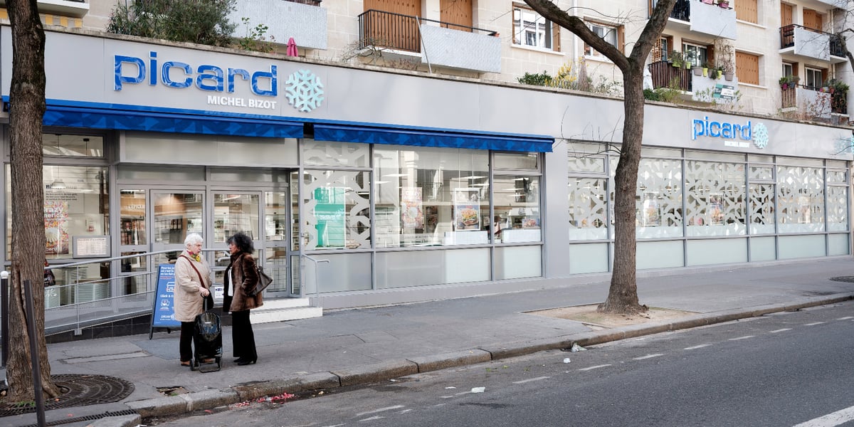 Picard revendique plus de 1.150 magasins, embauchant 4.500 salariés et réalisant un chiffre d'affaires annuel de 1,8 milliard d'euros.