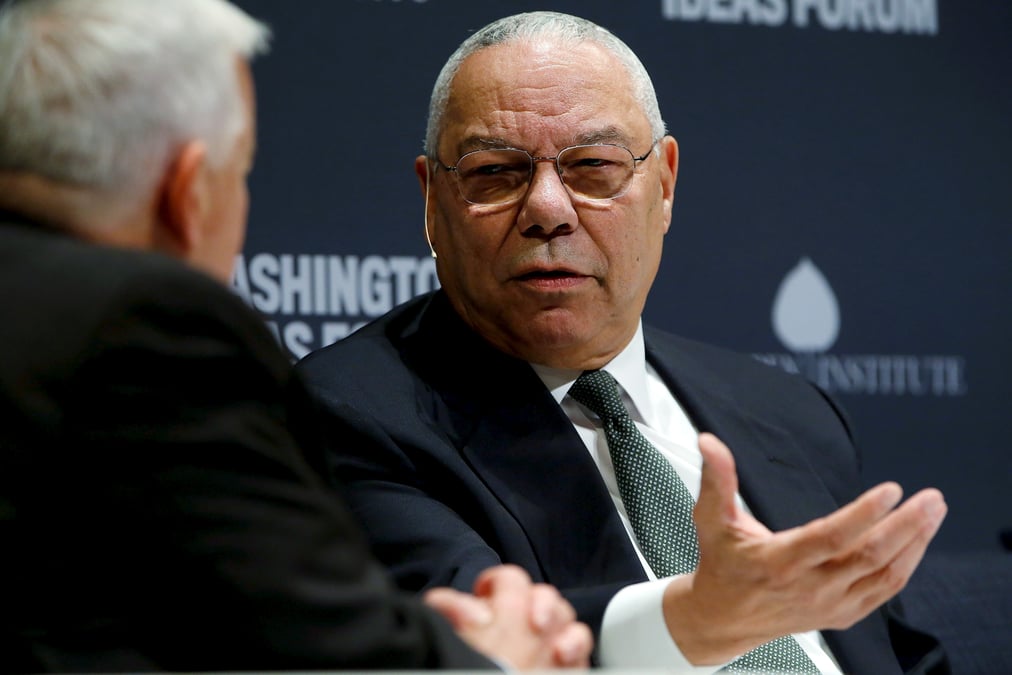 Usa: le republicain colin powell annonce soutenir joe biden pour la presidentielle