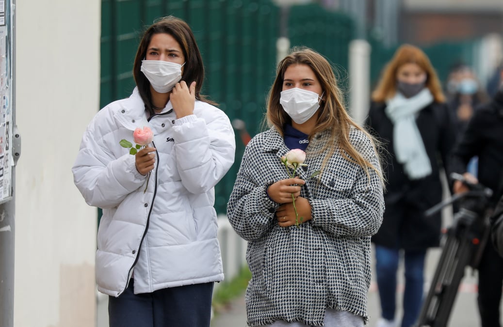 Conflans-sainte-honorine sous le choc apres le meurtre d'un professeur
