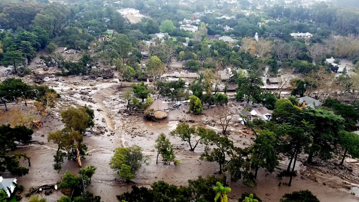 Trois enfants morts dans les coulees de boue en californie