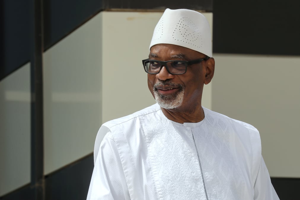Mali: le president keita arrete par des soldats mutins, selon des sources