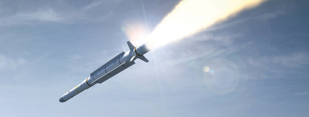 Basé sur le système CAMM-ER, les nouveaux missiles surface-air apporteront à la Pologne un système de défense antiaérienne mobile hautement avancé, capable de traiter les menaces modernes et futures jusqu'à des distances de plus de 40 km,