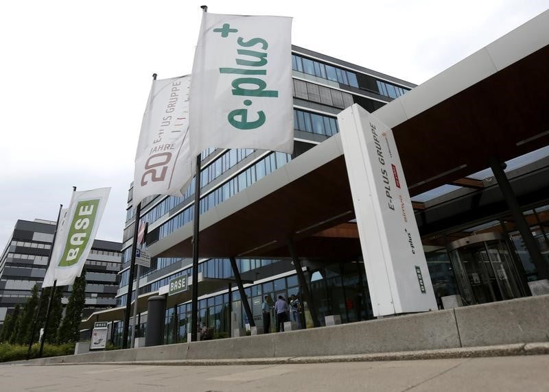 Feu vert avec conditions au rachat d'E-Plus par Telefonica