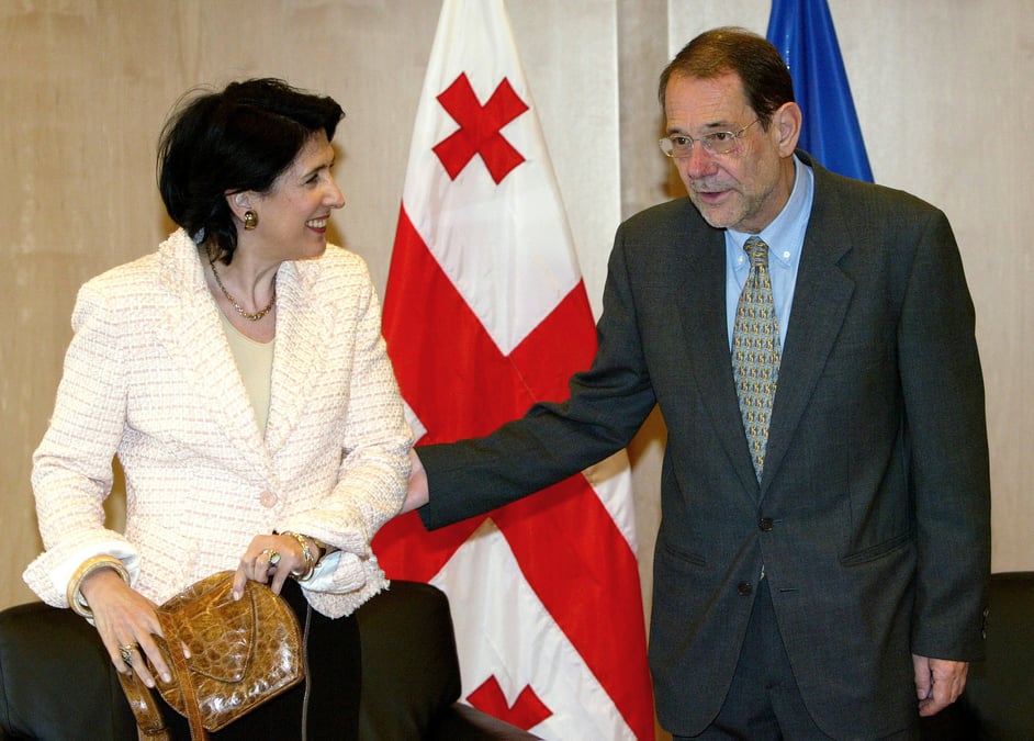 La franco-georgienne salome zourabichvili pourrait devenir presidente de georgie