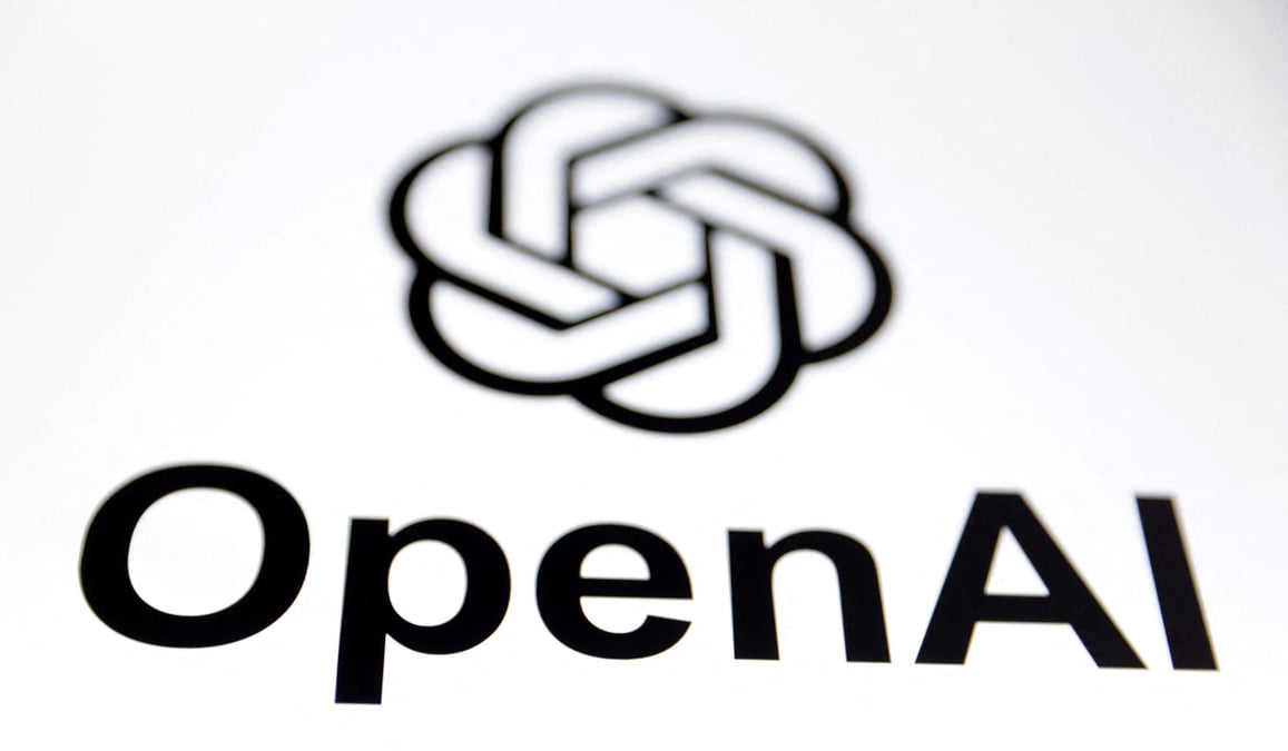 OpenAI réfléchirait donc à prendre un statut à but lucratif de « public benefit corporation », qui se traduirait par « société d'utilité publique ».