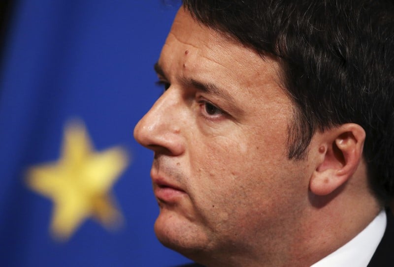 Renzi pourrait quitter ses fonctions si le referendum sur son projet constitutionnel echoue