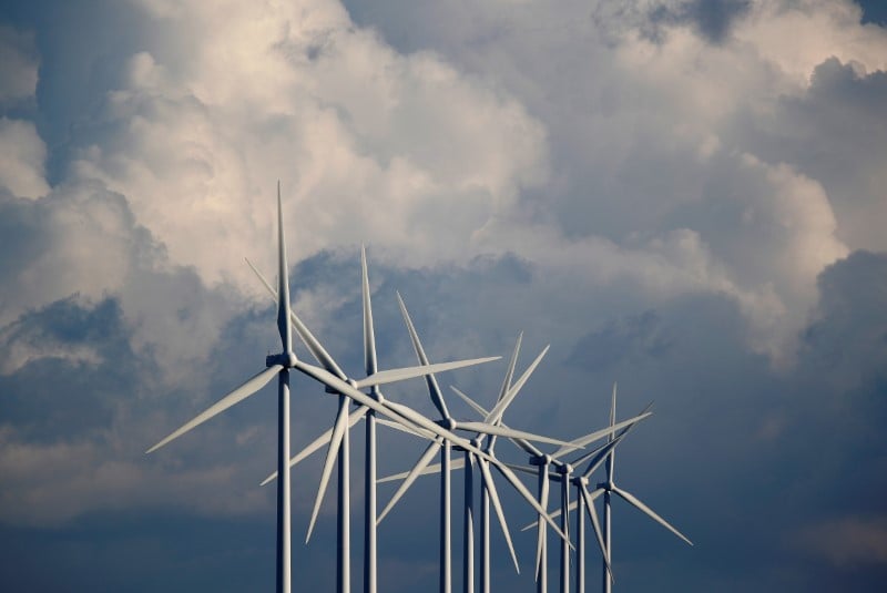 France: l'aide aux energies renouvelables a nouveau epinglee
