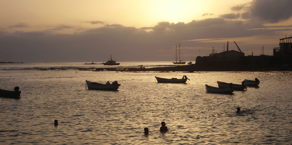 Cap-Vert Cap vert cabo verde cape port mer océan barques pêche navires