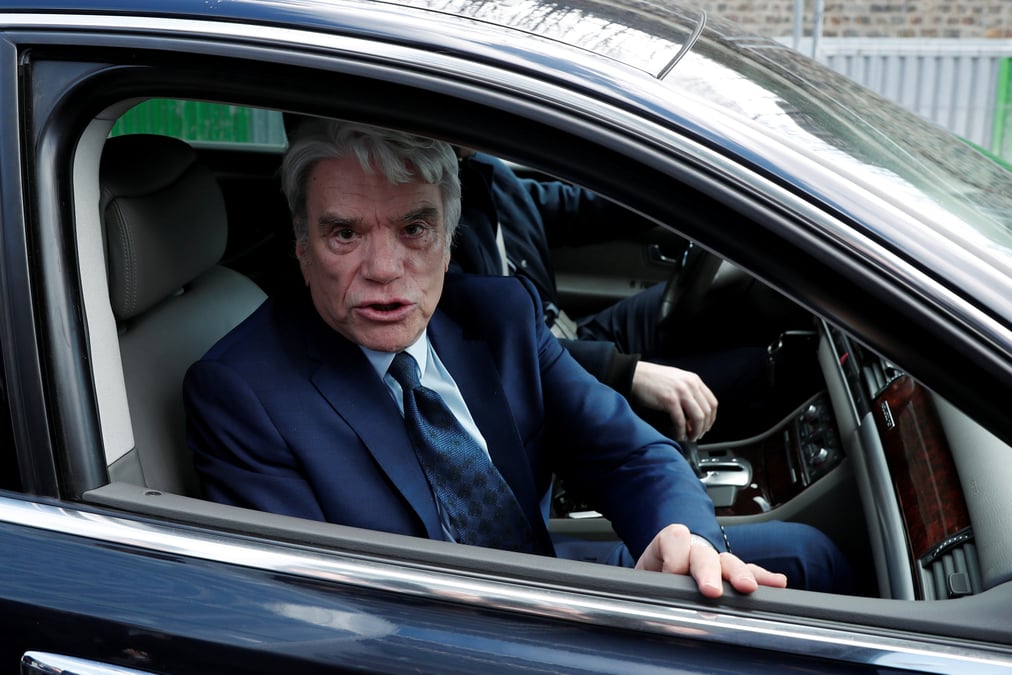 Tapie denonce "une fiction" au 2e jour de son proces