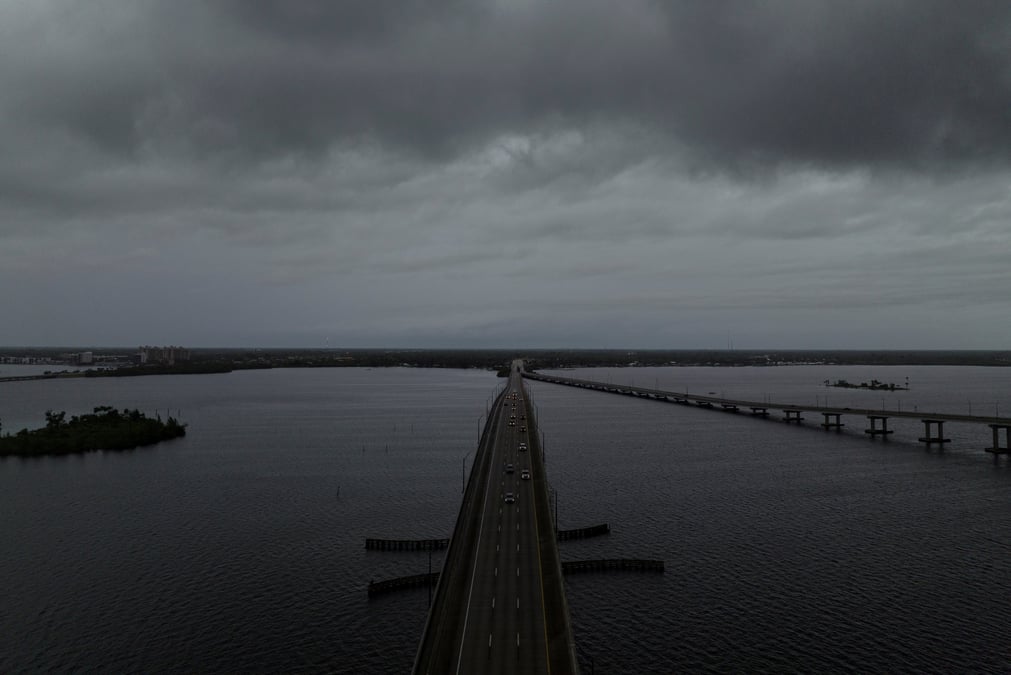 L'ouragan milton approche de fort myers, en floride