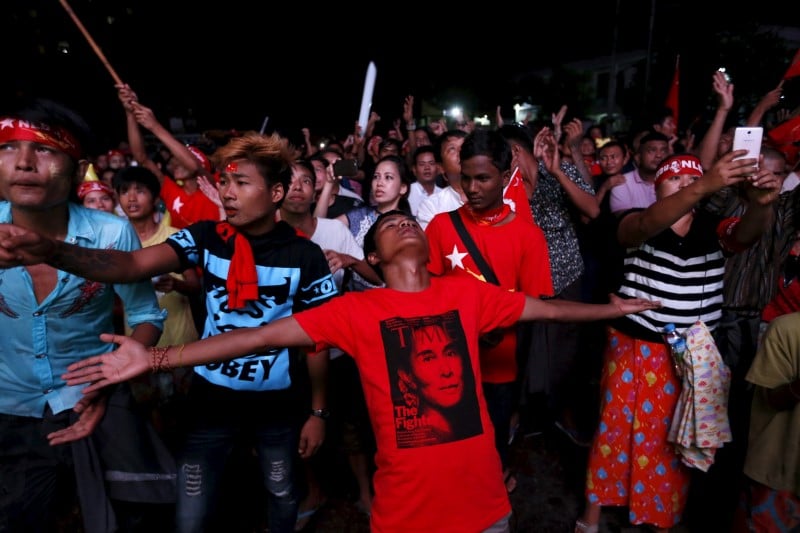Le parti d'aung san suu kyi se dirige vers une ecrasante victoire en birmanie