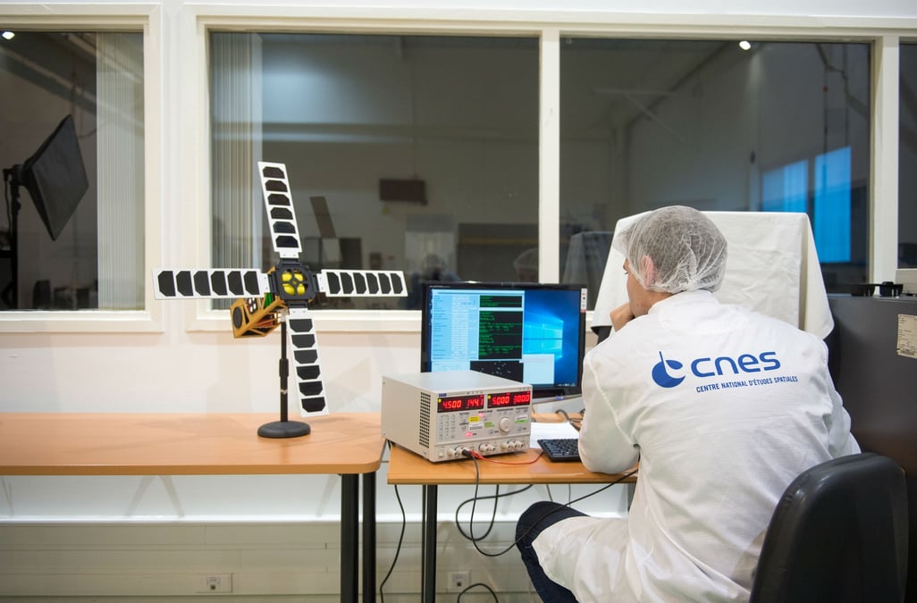 Le satellite EyeSat du Cnes aura à son bord une des antennes d'Anywaves.