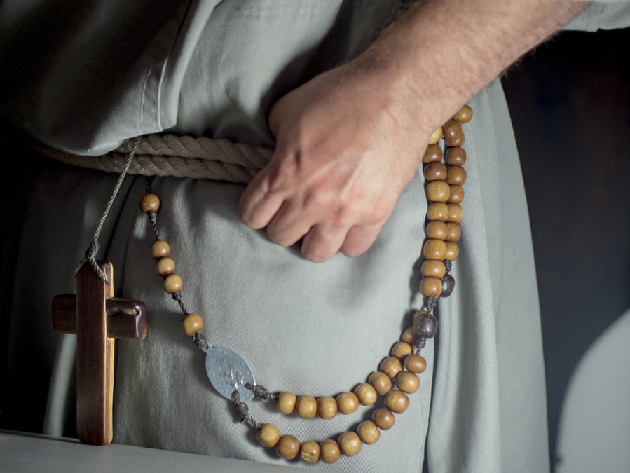 Usa/pedophilie: tous les dioceses de new york cites a comparaitre