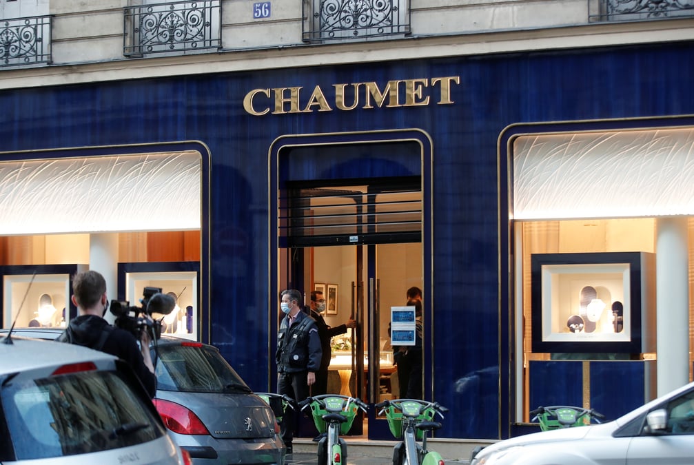 France: deux suspects interpelles apres le braquage d'une bijouterie chaumet