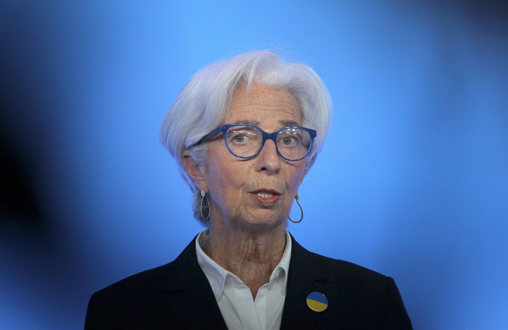 L'ampleur de la hausse de taux de septembre dependra des previsions d'inflation, selon lagarde