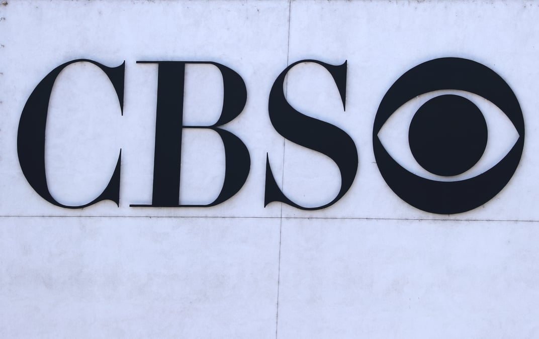 Cbs manque le consensus au quatrieme trimestre