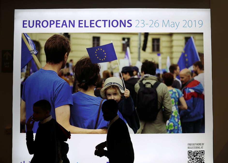 Europeennes: rn et larem toujours dans un mouchoir de poche, selon un sondage