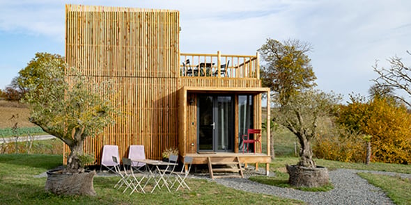 Greenkub, qui conçoit et fabrique des studios de jardin ne nécessitant pas de permis de construire, commercialisera ses produits sur le site internet de Leroy Merlin.