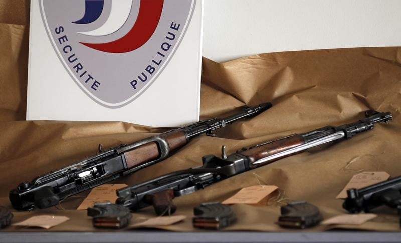 Un stock d'armes saisi a marseille