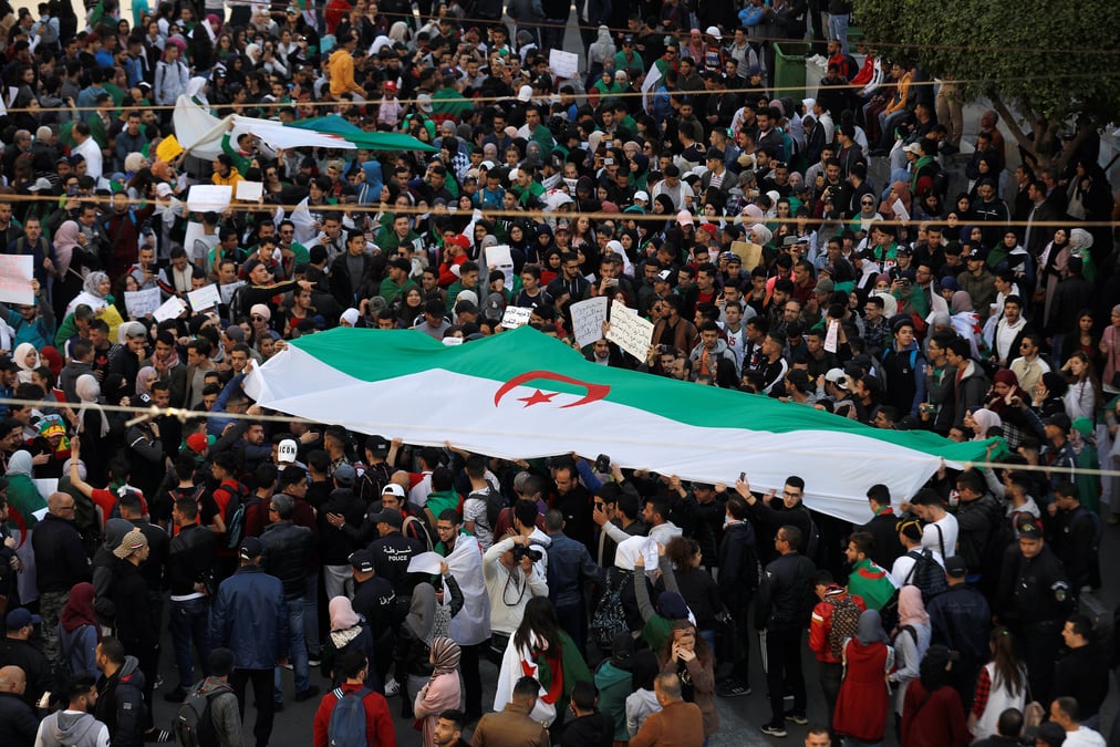 Poursuite des manifestations pour un changement rapide en algerie