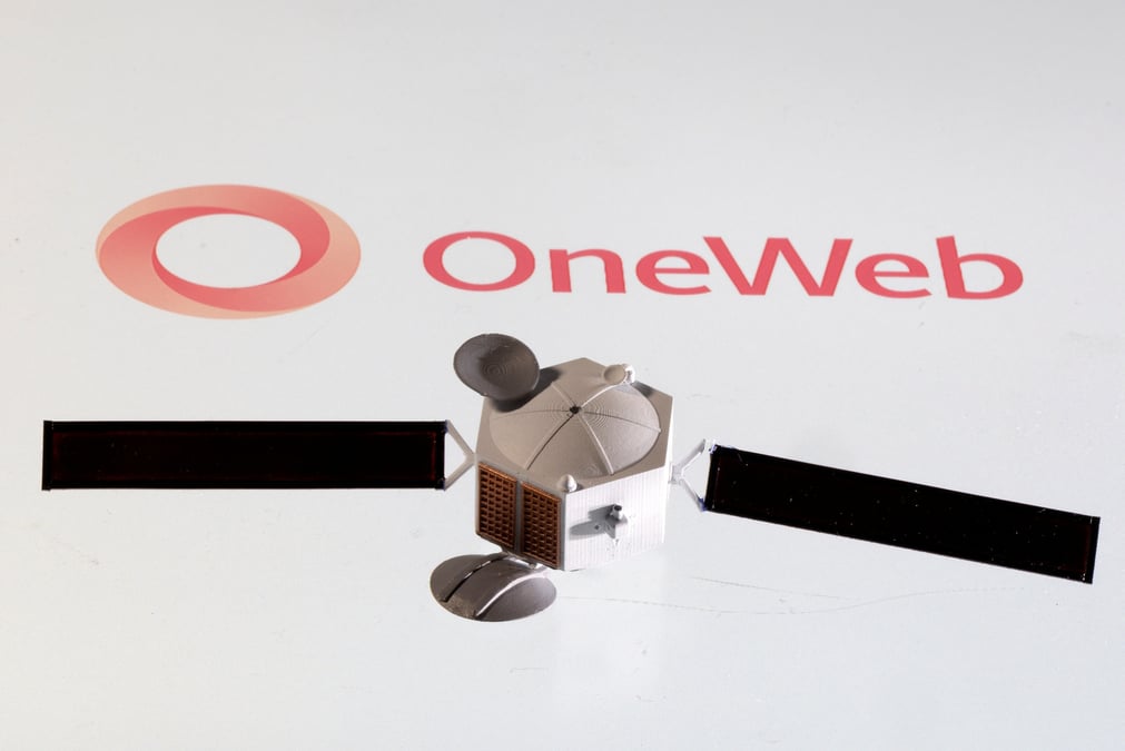 Eutelsat confirme des discussions en vue d'un rapprochement avec oneweb