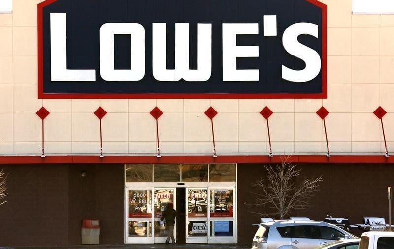 Lowe's depasse les attentes