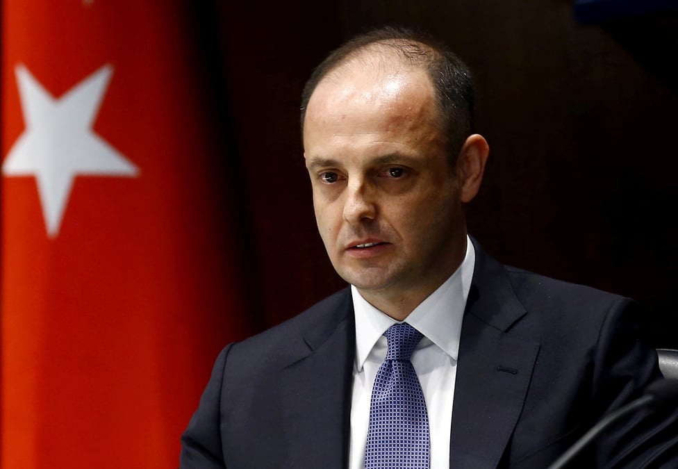 Fitch declasse la turquie apres le limogeage du gouverneur