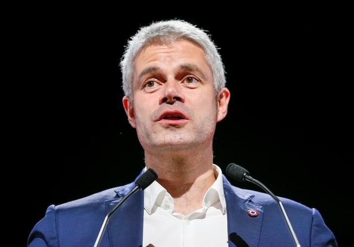 Des dissonances a droite sur les "fiches s"