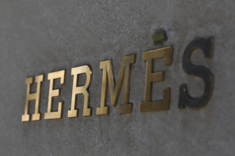 Le gerant d'hermes quitte le ca de l'oreal pour eviter le conflit d'interet