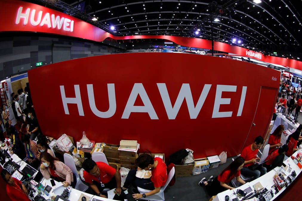 Huawei repousse son objectif d'etre leader mondial des smartphones