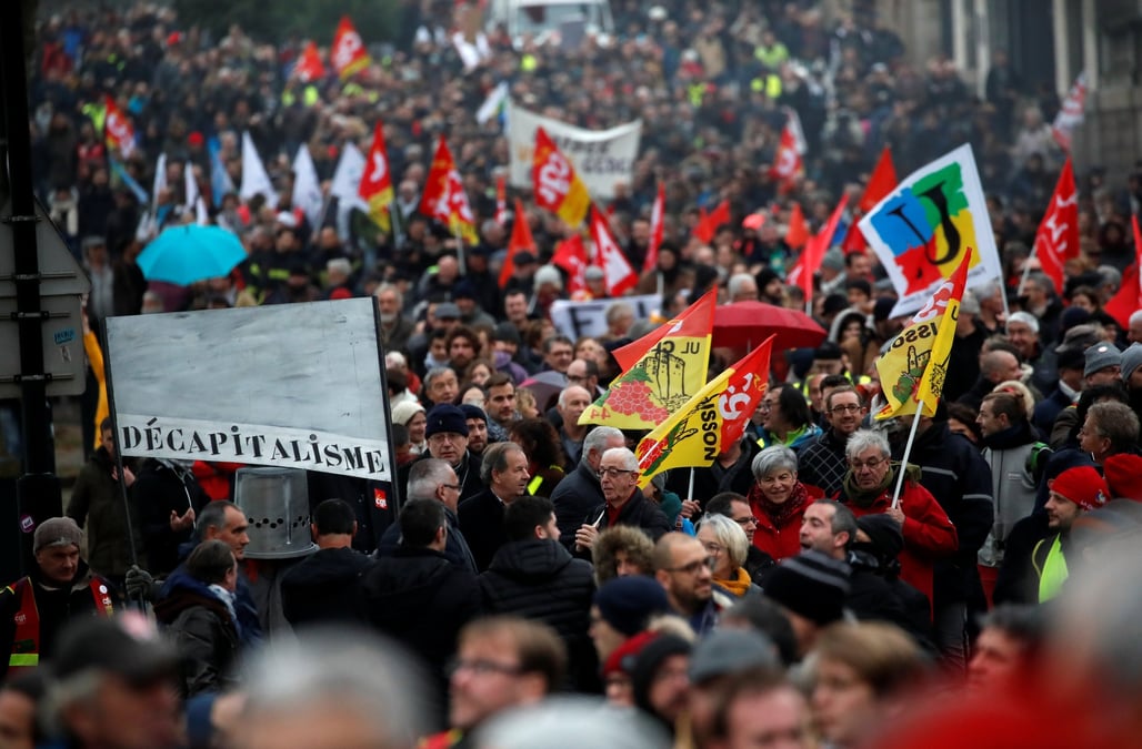 Les syndicats reformistes se joignent a la contestation sur les retraites