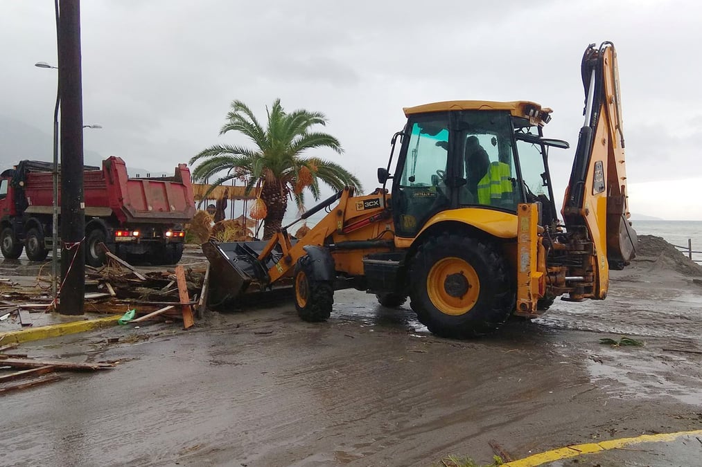Trois personnes portees disparues apres un cyclone en grece