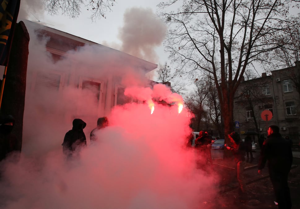 Manifestation de protestation devant le consulat russe de kharkiv