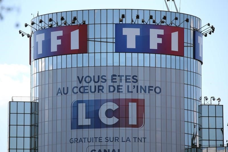 Tf1 et m6 a suivre a paris