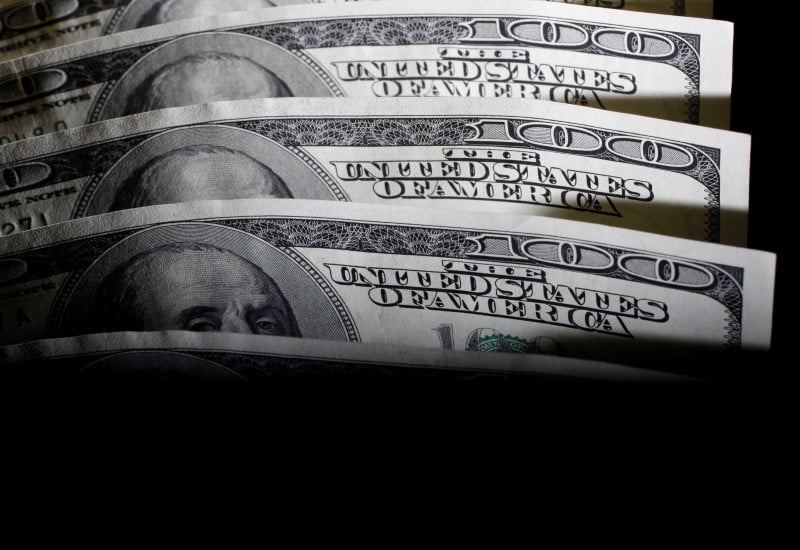 Le deficit courant des etats-unis s'est reduit au 2e trimestre