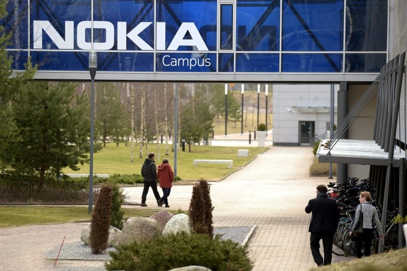 Les ventes nettes d'equipements telecoms de nokia reculent
