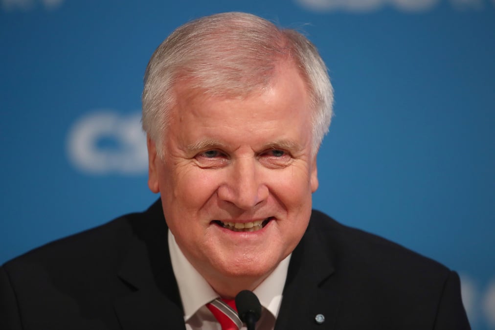 La csu favorable a une grande coalition avec le spd en allemagne