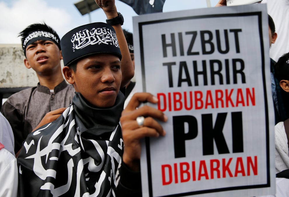 Les islamistes indonesiens agitent le "peril rouge"