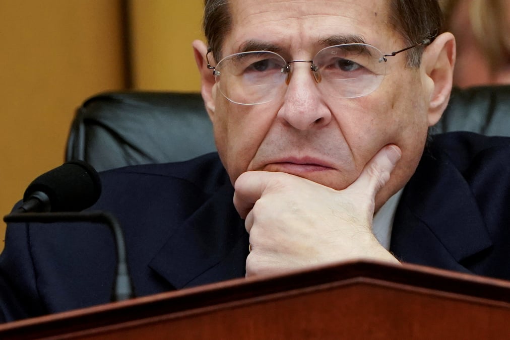 Des tenors democrates laissent l'option d'un "impeachment" sur la table