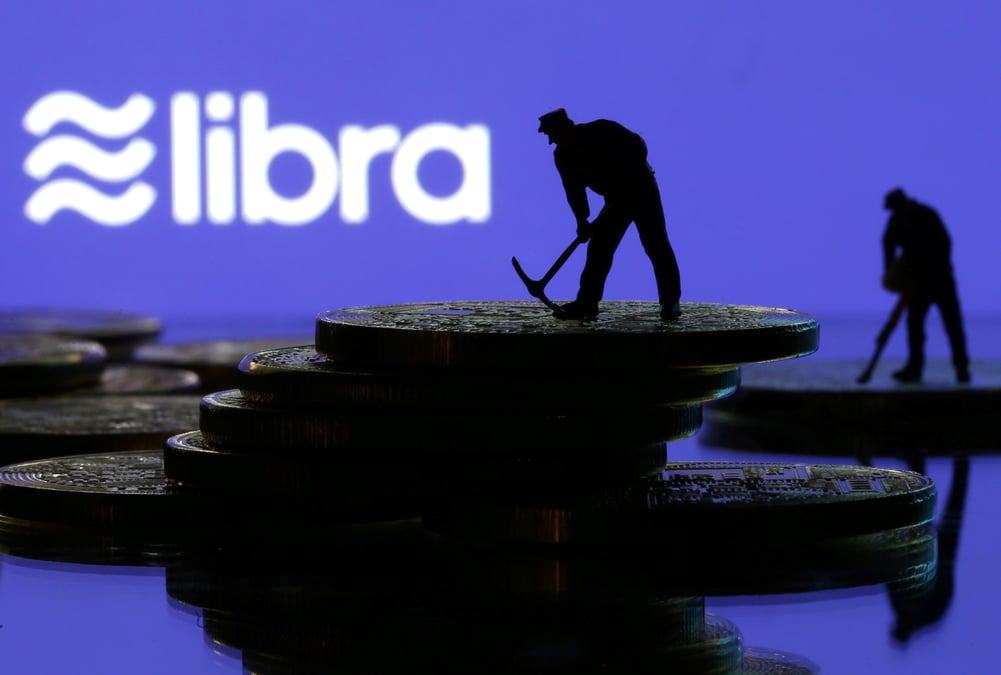 Facebook ne peut aujourd'hui lancer sa monnaie libra en europe, dit le maire