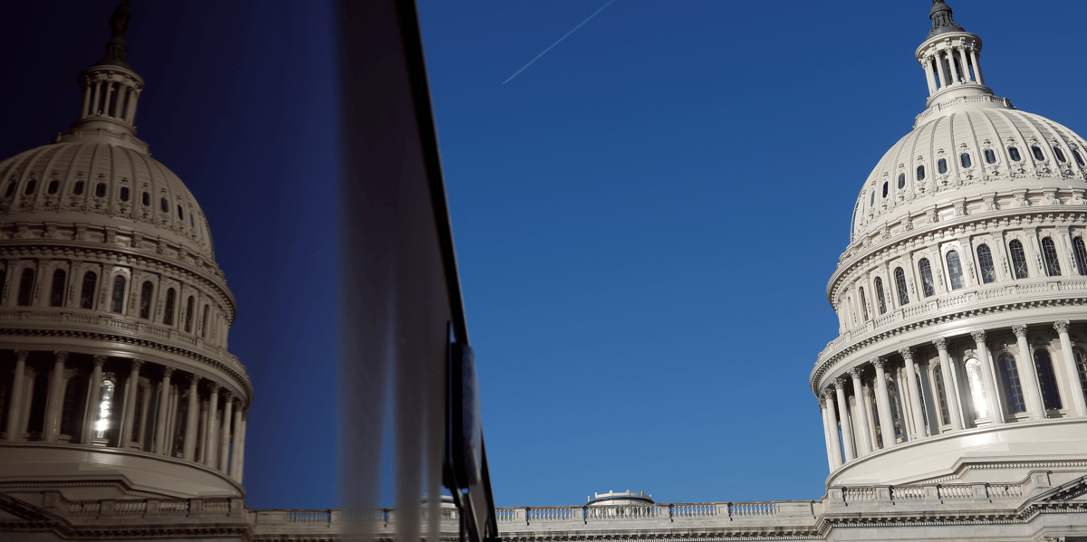 Usa: le congres approuve une loi de finances, le "shutdown" evite