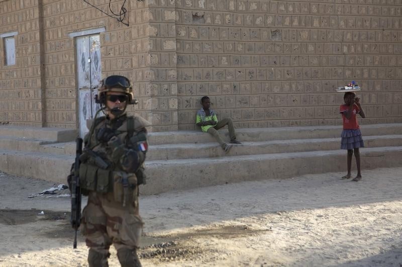 Un general francais appelle a combattre le terrorisme partout en afrique