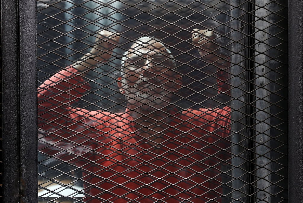 Egypte: le chef des freres musulmans doit etre rejuge, selon la justice
