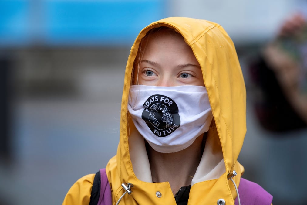 La militante ecologiste greta thunberg appelle a voter biden