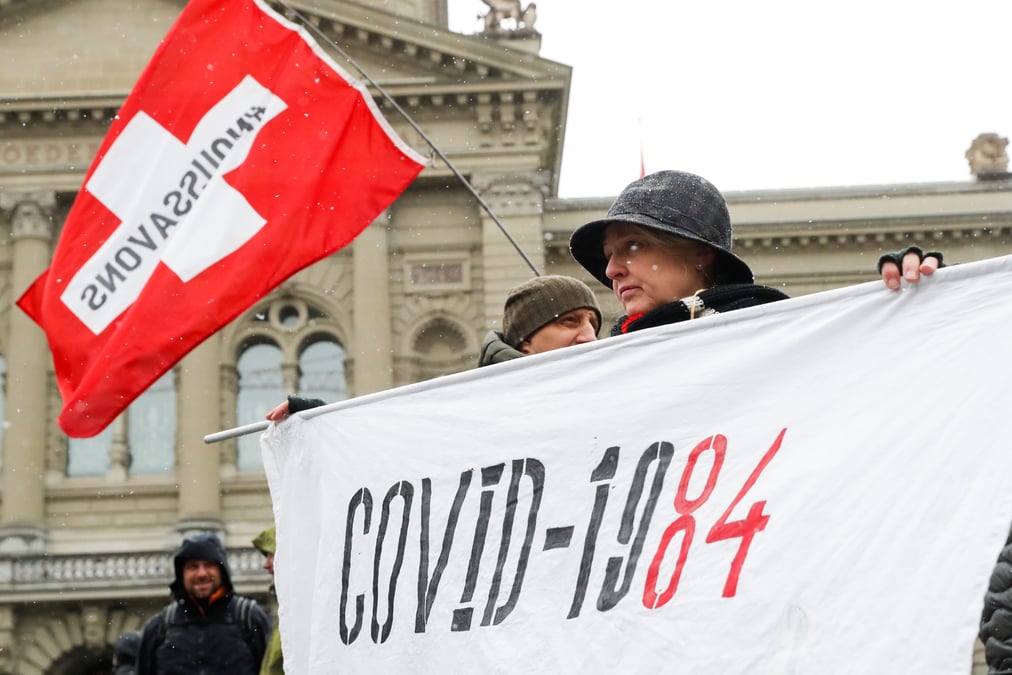 Suisse : la loi covid approuvee par referendum