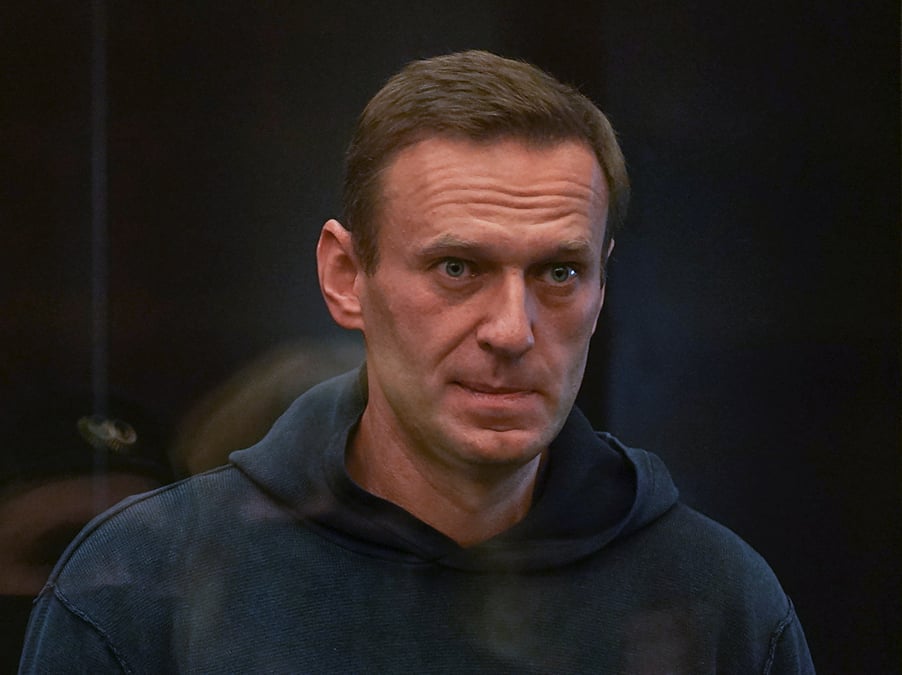 Russie: alexei navalny condamne a trois ans et demi de prison